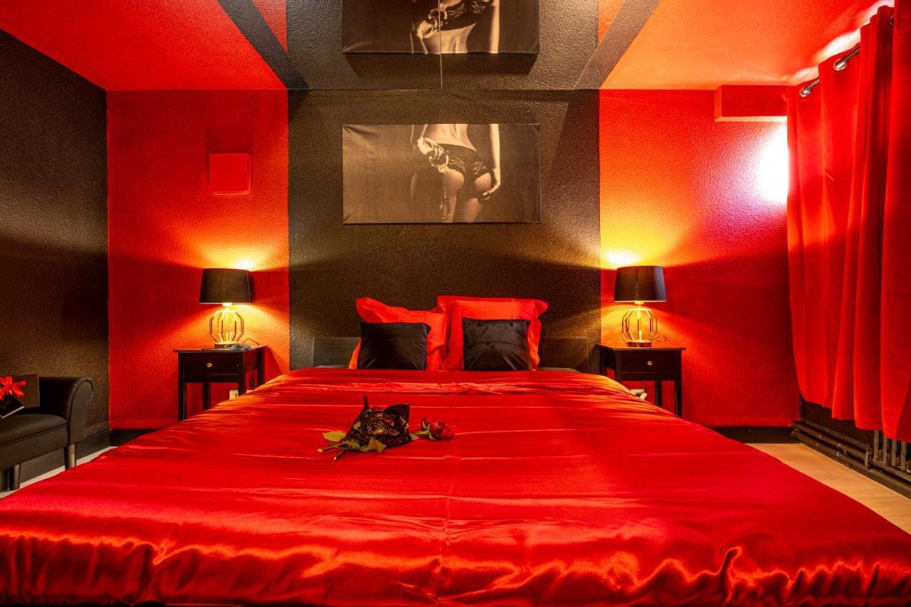 Cocon Sensuel - 50 Nuances - Les Cocons De Nath Apartment Montbeliard Luaran gambar