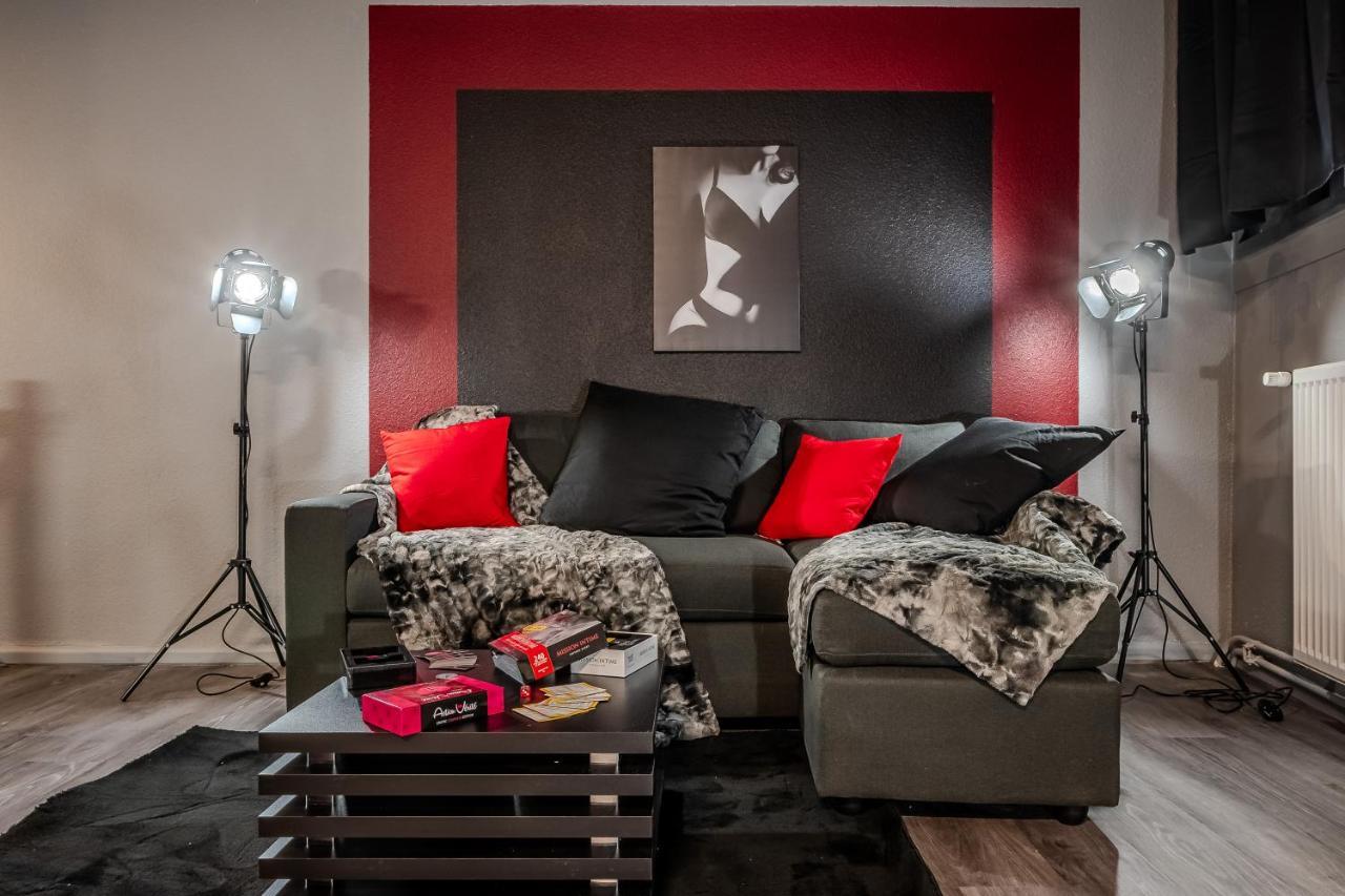 Cocon Sensuel - 50 Nuances - Les Cocons De Nath Apartment Montbeliard Luaran gambar